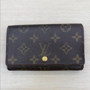 Louis Vuitton Tressor Wallet